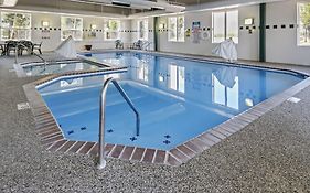 Yellowstone West Gate Hotel